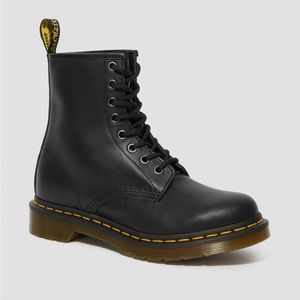 Dr. Martens — 1460 WOMEN'S NAPPA LEATHER LACE UP BOOTS, US size 7 (black)